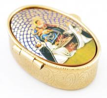 Rózsafüzér díszes dobozában