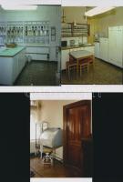 1981 Budapest, VII. ker., Landler Jenő u. 17. sz. alatti gyógyszertár belső fotói, 5 db korabeli pro...