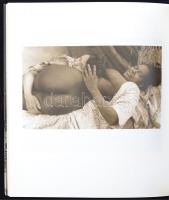 Michael Koetzle, Uwe Scheid: Naughty Paris. Köln, 1994, Benedikt Taschen. Fotókkal teli kiadvány