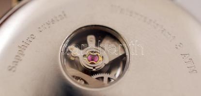 Roamer La Classique modern, új állapotú mechanikus karóra. 17 köves svájci szerkezettel, eredeti dob...