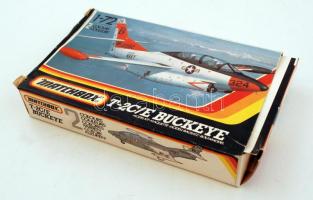 Matchbox márkájó T-2C Buckeye repülőgép makett (modell) eredeti dobozában, hiánytalanul / Original airplane modell