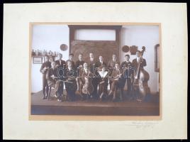 1925 Gyöngyös, Iskolai zenekar, Kovács fényképész felvétele, 15x22 cm, karton 23,5x32 cm