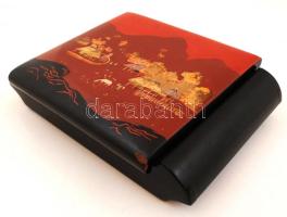 Kínai ékszertartó fadoboz, belül tükörrel kézzel festett díszítéssel, egy lepattanással / Chinese woodden box with hand painted ornament. Small crack 24x18x6 cm