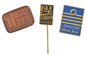 ~1980. "Tisza I. - Törzsgárda" fém jelvény + "Junior Club Malév" zománcozott fém jelvény + "KÉV Metro 15 év hűségért" fém jelvény T:2