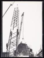 cca 1975 Kalmár Károly: Egyesült erővel, feliratozott vintage fotóművészeti alkotás, 40x30 cm