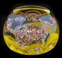 Levélnehezék, apró karcolással, m:5,5 cm, d:8 cm