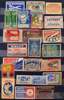 Kb 120 db, főként csehszlovák gyufacímke az 1930-as-40-es évekből berakóban / Vintage Chechoslovakian match labels from the 1930-s - 1940-s