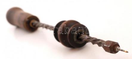 Régi kézi fúró, fa markolattal, h:36 cm