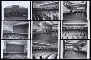 1973  Budapest, Corvin mozi kívül-belül, 9 db korabeli professzionális negatívról készült modern nagyítás 10x15 cm-es fotópapíron