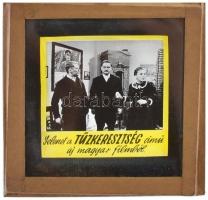cca 1948 Fekete György (1904-1990) budapesti fényképész specialitása a mozikban nagyfilmek előtt vet...