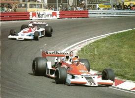 30 db MODERN, nagyrészt színes, motívum képeslap, Forma-1, tűzoltóautók, Budapesti tömegközlekedés, lovaskocsik, vegyes minőség / 30 modern, mainly color motive postcads, Formula One, fire engine, Budapest public transport vehicle, carriage, mixed quality