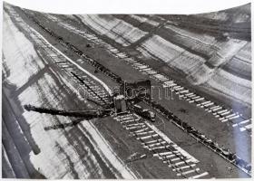 cca 1980 Farkas László: Bánya, feliratozott vintage fotóművészeti alkotás, 29x39 cm