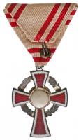 1914. "A Vörös Kereszt II. Osztályú Díszjelvénye hadidíszítménnyel" jelzett zománcozott Ag...