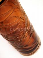 Hengerváza, szál díszítéssel, néhány helyen lepattanással, jelzés nélkül, m:29 cm