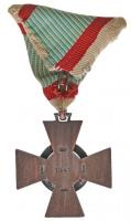1943. "Tűzkereszt II. fokozata" oxidált hadifém kitüntetés mellszalaggal T:2-
Hungary 194...