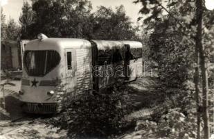 Dunaújváros, Dunapentele, Sztálinváros; Úttörővasút; Képzőművészeti Alap Kiadóvállalat - 2 db modern...