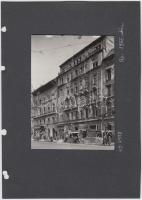 cca 1945-1956 3 db kartonra kasírozott fotó: Budapest 1956 után, katonák a pályaudvaron, gépkocsi-ellenőrzés, 12x9 és 18x24 cm-es méretben