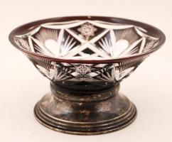 Ezüst(Ag) talpú(jelzett) metszett üveg kínáló tál, apró hibával, d: 14 cm, m: 7 cm