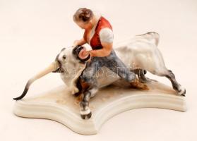 Herendi Toldi a bikával, kézzel festett, jelzett, restaurált, m:16 cm, h:29 cm