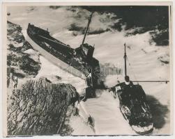 1937 Hajóbaleset, fotó, dátumozva, 14x18cm