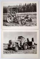 cca 1960 NDK-s traktorgyári sorozat, 12 db nagyméretű fotó, az egyiken Walter Ulbrichttal, 30×40 cm