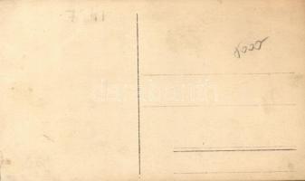 Sopronszentmárton, Markt Sankt Martin; Hősi emlékmű, hősök szobra / Heldendenkmal / monument, photo