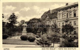 Sopron, Deák-téri részlet, időjelző (EK)
