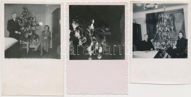 cca 1940-1950 Régi karácsonyok, 5 db fotó, 8x6 és 17x13 cm közötti méretekben
