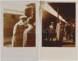 Apponyi Albert György  (1846-1933) politikus, miniszter, belső titkos tanácsos, nagybirtokos, a Magyar Tudományos Akadémia tagjának 2db fotója, az egyik sarka hibás, 9x14cm