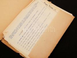 Kankowsky Ervin (1884-1945) pecséttel jelzett fotó  sorozata. Magyar gyermekek népviseletben, 12 db ...