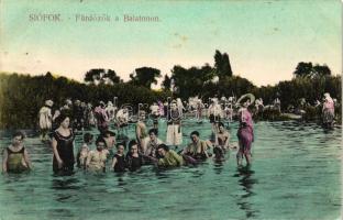 Siófok, Fürdőzők a Balatonon, kiadja Hirsch Mór (Rb)