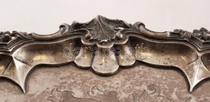 1884 Ezüst (Ag.) esküvői tálca, mesterjeggyel (Josef G. Klinkosch), jelzett (Bécs), nettó:1500 g, d:...