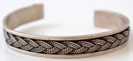 Ezüst(Ag) karperec, jelzett, nettó: 21,8 g