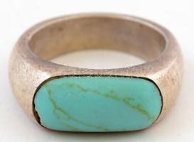 Ezüst(Ag) gyűrű türkiz díszítéssel, jelzett, méret: 60, bruttó: 13,8 g / silver ring, size: 60, br: 13,8 g