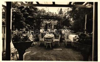 Budapest XIV. Rózsakert Étterem kerthelyisége, Columbus u. 43. (EK)