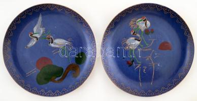 2 db porcelán fali tányér, jelzés nélkül, hibátlan, d: 21 cm