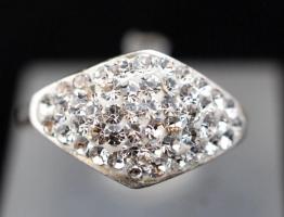 Női ezüst(Ag) gyűrű apró kövekkel, jelzett, méret: 56,  br: 4,3 g