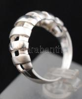 Női ezüst(Ag) gyűrű, jelzett, méret: 57,  nettó: 4,4 g