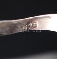 Női ezüst(Ag) gyűrű, jelzett, méret: 55,  nettó: 4,2 g