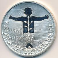 1989. 500Ft Ag "Védd a gyermeket" T:PP apró felületi karc Adamo EM109