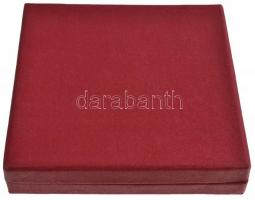 ~1964. "A Budapesti Lengyel Kultúra XXV. évfordulója" Br plakett eredeti tokban (77,5x80mm...