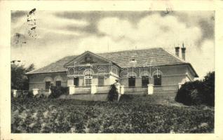 Csörög, Dr. Czettler Jenő kúriája (a tulajdonos aláírásával)