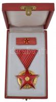1957. "Vörös Csillag Érdemrend" kései változat, aranyozott, zománcozott bronz kitüntetés m...