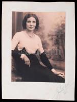 1933 Tapasztó Andor művészi fényképész szignózott fotója. Pécs. 25x32 cm