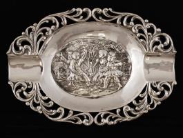 Ezüst hamutartó, áttört peremű, Ag., nettó:31gr., jelzett, 10cm /Silver ashtray, pierced rim, Ag, net. 31gr, marked, 10cm