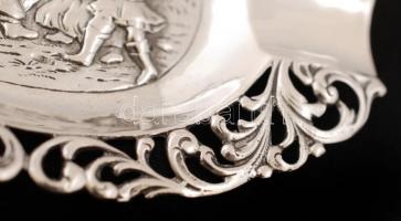 Ezüst hamutartó, áttört peremű, Ag., nettó:31gr., jelzett, 10cm /Silver ashtray, pierced rim, Ag, ne...