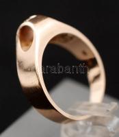 Arany gyűrű kővel, Au., 14K, bruttó: 5,5gr., jelzett,  méret: 52 / Gold ring with stones, Au 14K, gr...