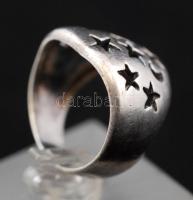 Ezüst gyűrű, Ag., nettó: 7,1gr., jelzett, méret:57 , kis hibával /Silver ring, Ag, net.. 7,1gr, marked, size: 57, with a small failure