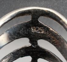 Ezüst gyűrű, Ag., nettó: 4,7gr., jelzett, méret:54 /Silver ring, Ag, net.. 4,7gr, marked, size: 54