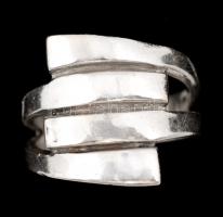 Ezüst gyűrű, Ag., nettó: 6gr., jelzett, méret:60 /Silver ring, Ag, net.. 6gr, marked, size: 60